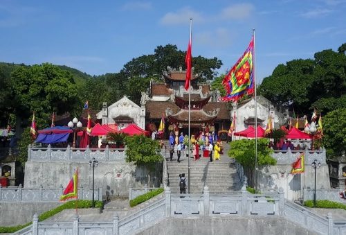 TOUR CHÙA CÁI BẦU – ĐỀN CỬA ÔNG – CÔ BÉ CỬA SUỐT