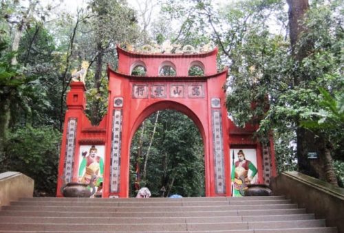 ĐỀN HÙNG 1 NGÀY